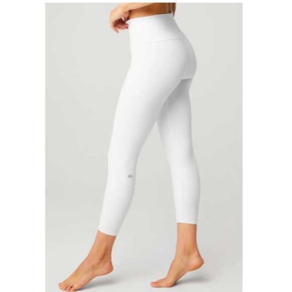 ALO YOGA 7/8 High-Waist Airbrush Legging in White (Size S) - Picture 3 of 8
